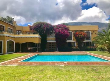 Casa de 4 habitaciones, Quito · Vendo Casa Quinta, en Pomasqui