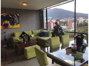 Departamento de 3 habitaciones, Quito · Re/max Futuro Vende Moderno Departamento de 130 m² Sector La Paz