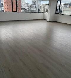 Oficina comercial , Quito · Vendo Linda Oficina Estrenar Shyris y Eloy Alfaro 82,26 m Hermosa Vista $126 Mil Dolares