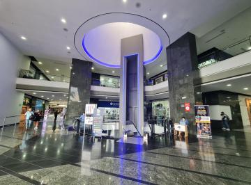 Local comercial , Guayaquil · Alquiler Local 43 m² con Parqueo - Edificio World Trade Center