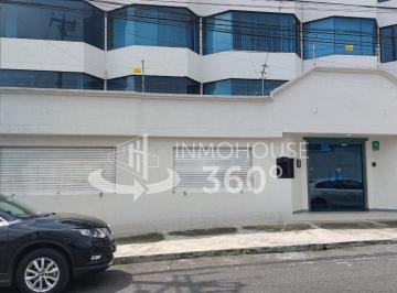 Departamento de 3 habitaciones, Quito · Amplio Departamento de Venta en Quito Norte Sector La Concepción.