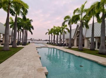 Terreno / Lote , Guayaquil · Al Lago Oportunidad Terreno en Venta Urb. Aires de Batan