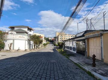 Terreno / Lote · 387m² · Venta Terreno, Proyecto, Construccion Vivienda, Monteserrin