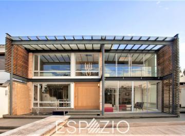 fachada · Casa de Lujo Amoblada en Venta Sector Monteserrin, Urbanización Campo Alegre