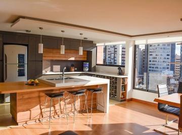 Departamento de 2 habitaciones, Quito · Excelente Vista y Pergola Propia