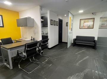 Oficina comercial de 3 habitaciones, Quito · Hm Sa/ Republica del Salvador! Lujosa Oficina en Venta de 66 m² en Usd 149.900