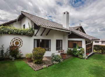 Casa de 3 habitaciones, Quito · Oportunidad Vendo Casa - Estudio Sector La Gasca Ideal Para Oficinas, Restaurantes, Amplios Jardines.