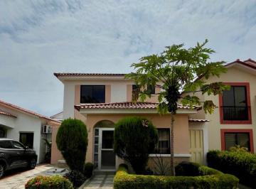 Casa en Alquiler de 4 habitaciones Samborondón · En Alquiler: Casa de 4 Dorm. en Ciudad Celeste - Amoblada