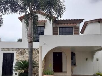 Casa de 3 habitaciones, Guayaquil · Casa en Alquiler Urb Terranostra - Mariuxi Rugel