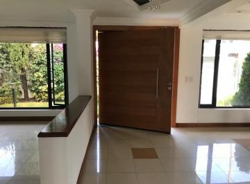 Casa de 4 habitaciones, Quito · Arriendo Casa en Jacaranda Hermosa 1.000 m² de Terreno 550 m² Const $3.800