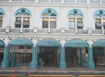 Oficina comercial , Guayaquil · De Venta Oficina en El C. C Paseo del Parque - N. Dorado