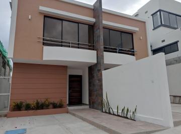 Casa de 3 habitaciones, Guayaquil · Se Venden Hermosas Casas Duplex en Cumbres Alto por Estrenar