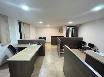 Oficina comercial , Quito · Oficina en Venta Amoblada Carolina Av Republica 28 m²