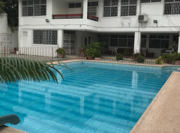 Suite de 1 habitación, Guayaquil · Ceibos Suite Amplia un Solo Ambiente con Garaje Cerrado y Piscina