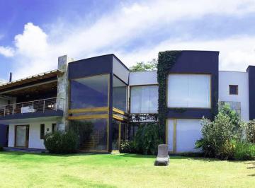 Casa de 5 habitaciones, Quito · Excepcional Casa de Venta con Vista Panorámica en El Ingenio Puembo!
