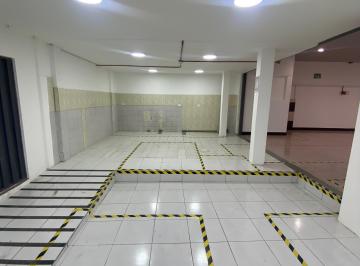 Bodega-Galpón de 1 habitación, Quito · Bodega de Arriendo 125 m Sector La Carolina