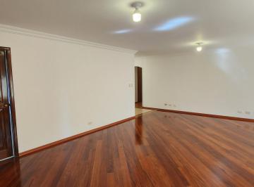 Departamento de 3 habitaciones, Quito · Arriendo Departamento La Carolina 3 Dorm. Mas Sala Estar 180 m