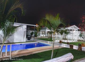 Quinta vacacional de 4 habitaciones, Playas · Casa Vacacional con 3 Suites en Venta en Playas