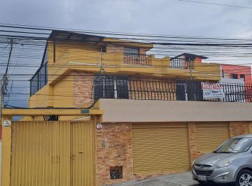 Casa de 5 habitaciones, Quito · Arriendo Casa Sector Solca