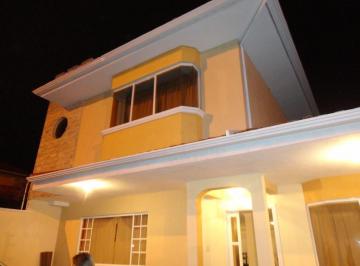 Casa de 3 habitaciones, Cuenca · Casa a La Venta Sector Mall de Racar