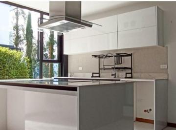 Casa de 3 habitaciones, Quito · Linda Casa Tecnologica de Venta - San Juan de Cumbayá