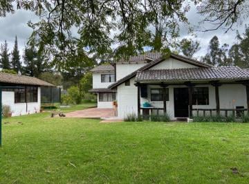 Terreno / Lote de 3 habitaciones, Quito · Vendo Finca 3.8 Ha en El Sector de Tababela a $66,50 C/m²