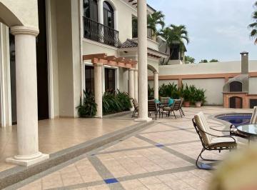 Casa de 4 habitaciones, Guayaquil · Laguna Club. Se Vende Laguna Club Excelente Oportunidad. Via a La Costa