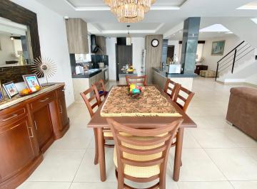 Casa de 3 habitaciones, Guayaquil · Casa de 490 m² con 3 Dorm. en Venta en Portofino, Vía a La Costa