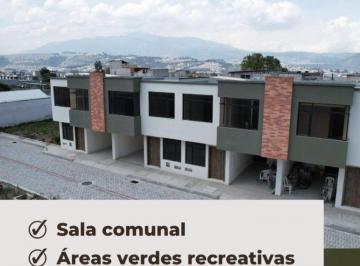 Casa de 3 habitaciones, Quito · Se Vende Casa Dentro de Conjunto Sector Calderon