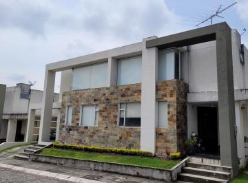 Casa de 3 habitaciones, Quito · Casa de Venta, Los Chillos, La Armenia, Piscina, 3 Dorm.