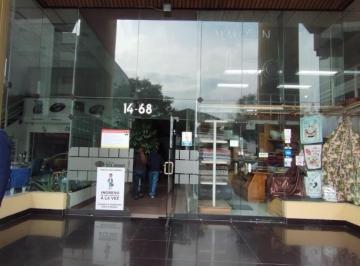 Oficina comercial , Quito · En Arriendo Oficina Grande