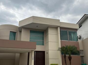 Casa de 4 habitaciones, Guayaquil · Los Parques Junto Al Riocentro Ceibos Bellísima