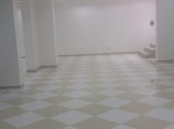 Local comercial de 1 habitación, Santo Domingo · Santo Domingo, Vía Quevedo Kl. 3.5, Excelente Vitrina, Arriendo Hermoso Local Comercial de 160 m²