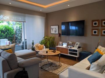 Casa , Quito · Vendo Casa en Cumbayá, Sector Santa Lucía!