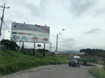Terreno / Lote , Quito · Propiedad Comercial Industrial Sur de Quito