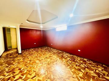 Departamento de 3 habitaciones, Quito · Ofelia - Departamento de Renta en Urbanización