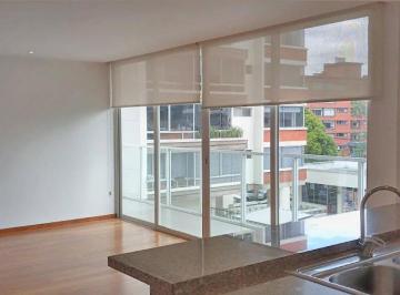 Departamento de 2 habitaciones, Quito · Departamento con Linea Blanca y Balcon