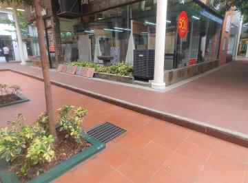 Local comercial de 2 habitaciones, Guayaquil · Se Alquila Local en Centro Comercial Dicentro 50, 100 o 150 m² V. C