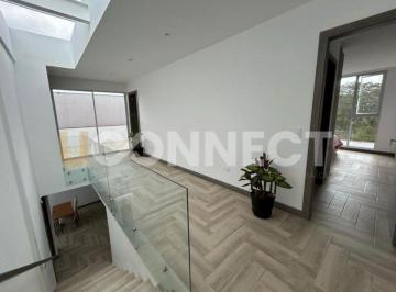 Casa de 3 habitaciones, Quito · Nayon Casa en Venta 3 Dorm. 192 m²