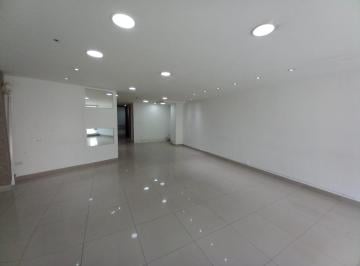 Local comercial de 2 habitaciones, Quito · Renta Local 85 m², Amplios Ventanales Sector Av República del Salvador, Parque La Carolina