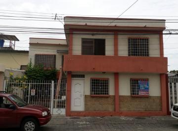 Casa en Venta de 9 habitaciones Samanes · Casa Rentera en Samanes con 5 Departamentos - Alta Rentabilidad - Cerca Av Orellana