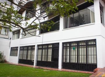 Casa de 8 habitaciones, Quito · Casa de Arriendo, Bellavista, 800 m, $4.500 Negociables Jd.