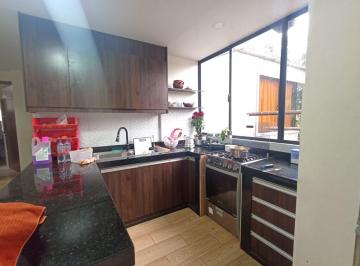 Casa de 3 habitaciones, Quito · Guayllabamba Vendo Propiedad de 1600 m² con 3 Departamentos