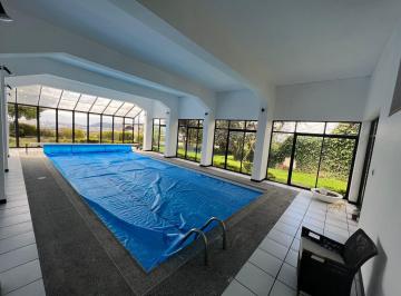 Casa · 1485m² · 5 Habitaciones · 5 Estacionamientos · Mv - Colinas de Pichincha, en Venta Casa de Lujo 5d, 1485 m² Útiles con Piscina