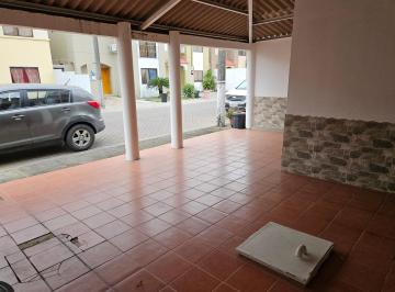 Casa de 3 habitaciones, Guayaquil · Oportunidad, Vendo Casa en Villa Club, Cosmos, Como Nueva,