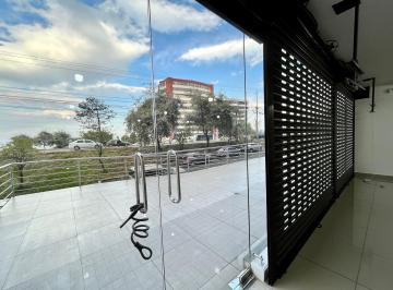 Local comercial , Quito · Local Comercial Bien Ubicado - en Renta - El Bosque - 100 m²
