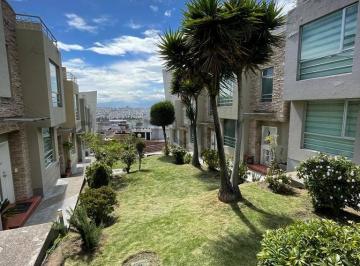 Casa · 190m² · 4 Habitaciones · 2 Estacionamientos · En Venta Casa con Terraza. Sector El Pinar Alto