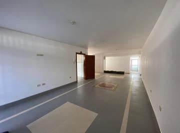 Departamento de 3 habitaciones, Guayaquil · Alquilo Departamento Planta Baja en Urdesa Central