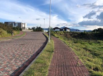 Terreno / Lote , Quito · Terreno Esquinero Urbanizacion de Lujo en Sangolquí