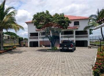 Hacienda-Quinta · 800m² · Venta de Quinta en Duran Al Pie del Rio Babahoyo